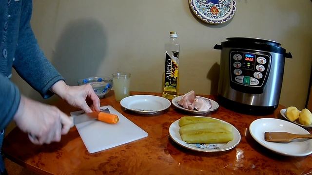 РАССОЛЬНИК с ПЕРЛОВКОЙ в мультиварке/скороварке.