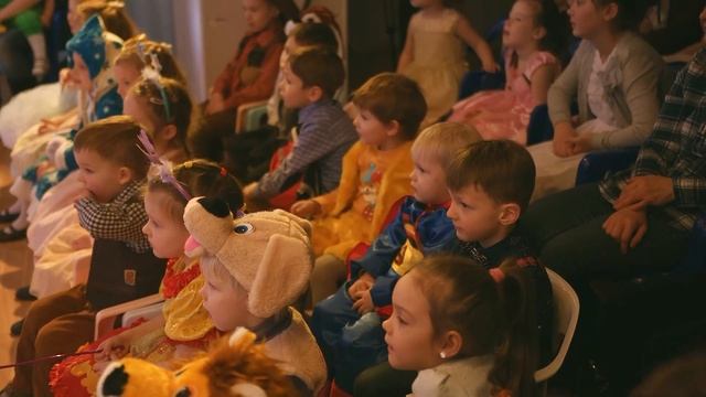 Театр розового слона