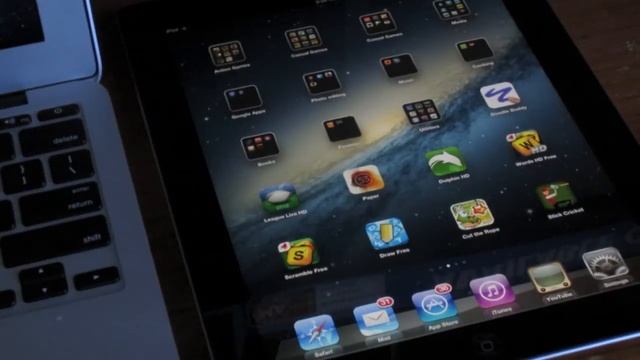  2012 Macbook Air 11'' VS IPad 3!