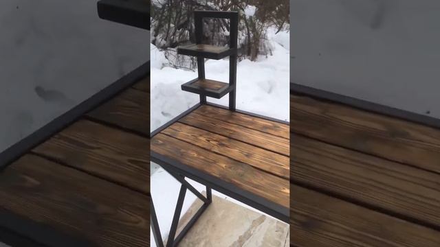 Изделия из дерева и металла.      Стол в стиле Loft