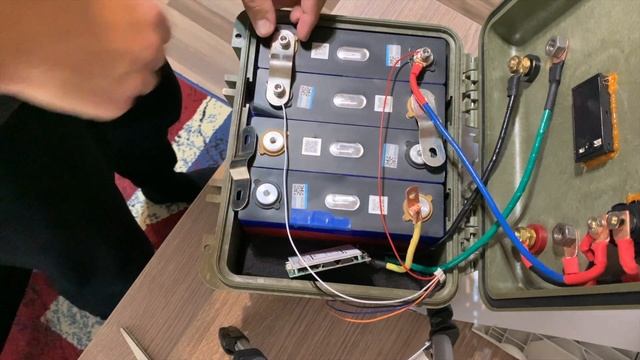 [AliExpress] Building LiFePO4 Battery For Trolling Motor [ENG Subtitles]