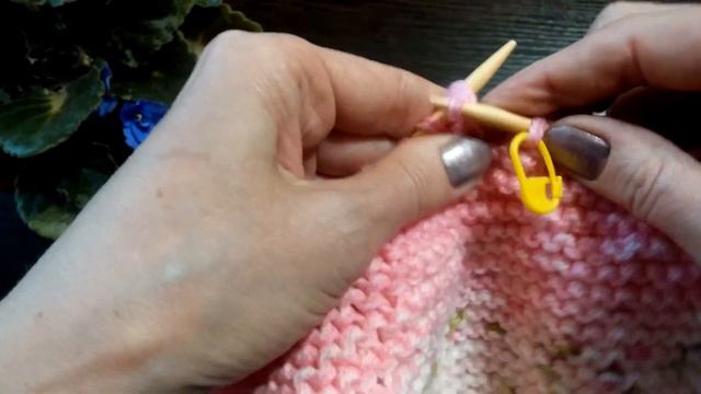 Вяжем спицами. Тапочки. Быстро.