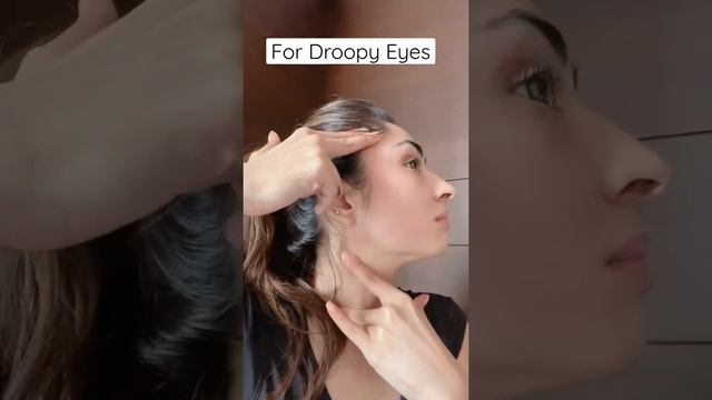 Lift #Droopy Eyes & #Lift Eyebrows W/ #Faceyoga #faceyogabyvibhutiarora #houseofbeautyindia #eyelif