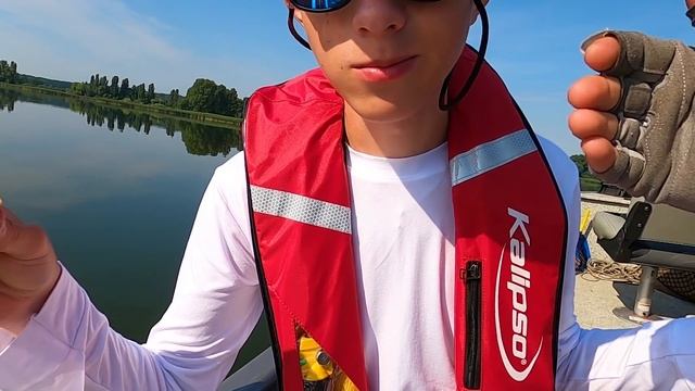 Рыбалка сказка! Что не заброс, то рыба! Как и на что ловить окуня летом?