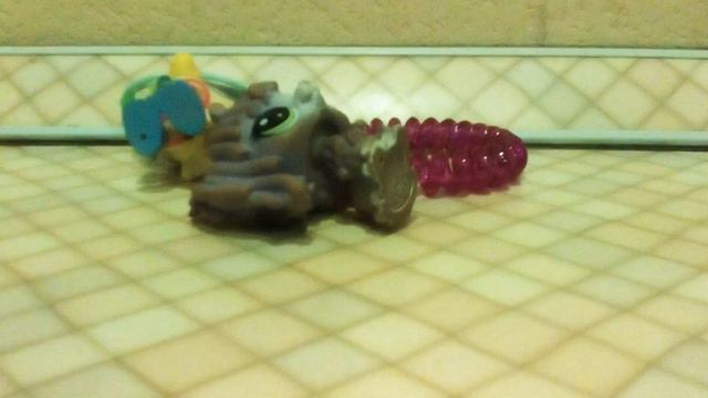 Lps: помогите бедным.😊😊😊😊 (Хорошие поступки)/Diana собачка дог Lps.