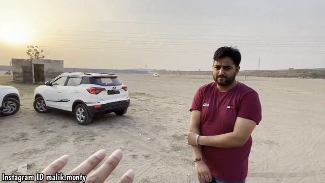 Hyundai Creta Vs Mahindra XUV300 - कांटे की टक्कर | Whats Your Favorite Car?