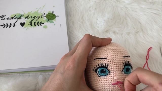 Amigurumi Bebeklerde Dudak Işlemesi