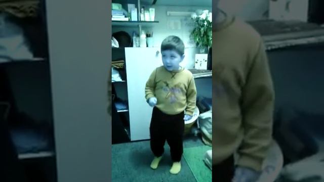 Наш жорик танцует лучше всех