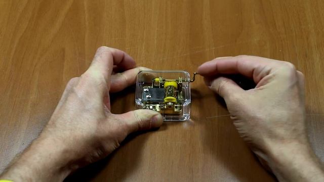 Декоративная, сувенирная шарманка