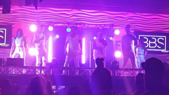 Boy Band Story - BSB - Don't Go Breaking My Heart