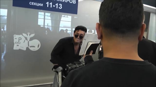 Il Divo In Moscow Aeroport, Vnukovo, 28 September 2012.wmv