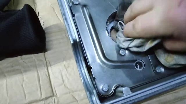 Замена Сальников свечных колодцев