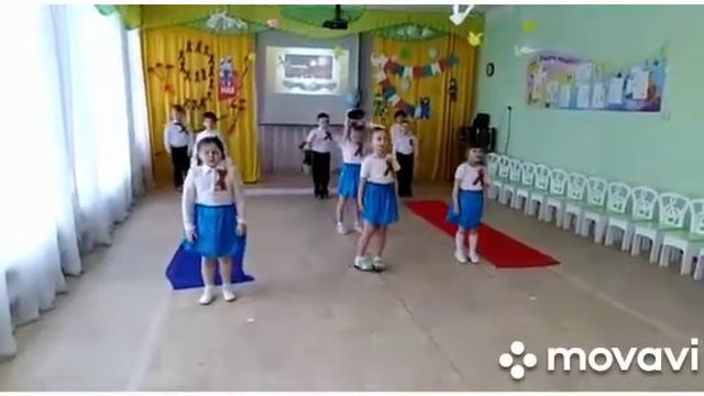 танец Не уроните шарик анс.  Светлячки МАДОУ 42 Елена Георгиевна