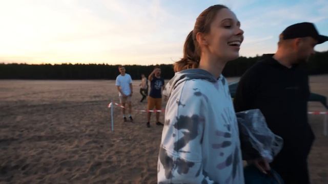 KTO DŁUŻEJ PRZETRWA NA PUSTYNI! Genzie VS Thunder!