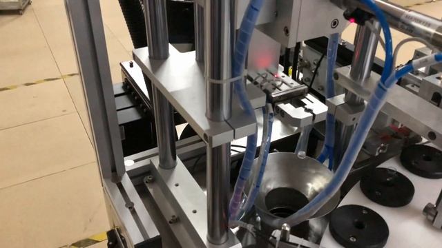 Testing Tube Packing Machine With Manual Cartridge Placing For USA Customers 出口美國電子煙管組裝設備