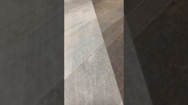 Кварцвинил спустя 6 месяцев в коммерции #кварцвинил #ламинаткраснодар #межкомнатныедвери