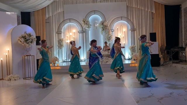Mere Rashke Qamar dance by APSARA