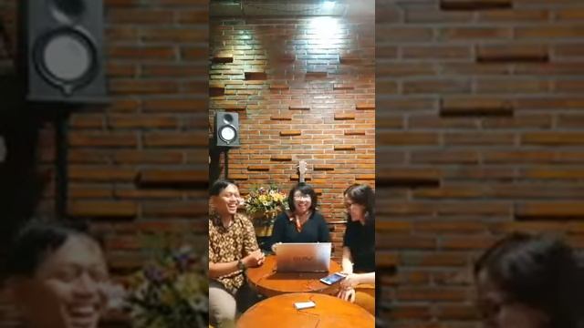 Bicara Bareng SenangBicara - Public Speaking Online Class