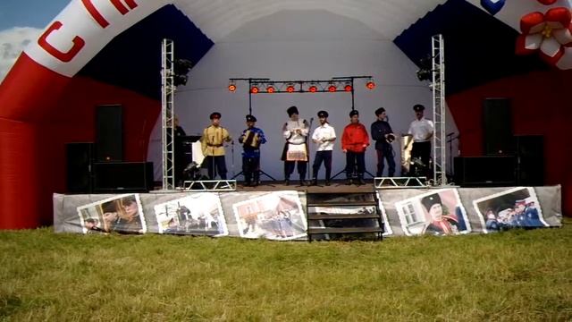 Ехал казак с Дону ,коллектив 