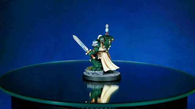 DARK ANGELS HEROES - LVL 5 MINIATURE SHOWCASE 4K