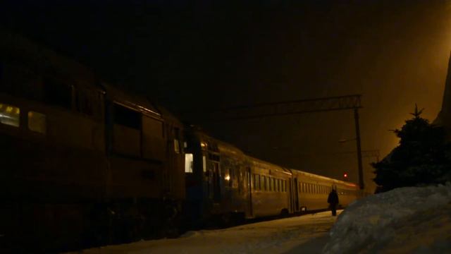 ТЭП70-0082 з Д1 рейсом №6074 ім. Т. Шевченка – Гребінка