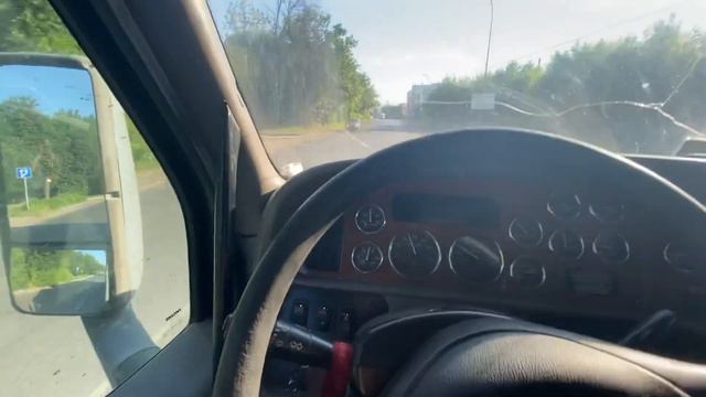 Peterbilt «Белый Клюв» на солнцепёке