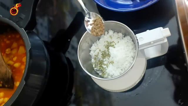 Hotel Saravana Bhavan Style Chana Kurma || Vella Kadala Kuruma || Best For Poori & Chapathi| Ep:456