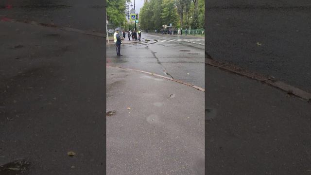 Кортеж Медведева в Пушкине(г.Спб)