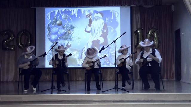 «Кантри». Исполнитель Ансамбль домристов «СЮРПРИЗ»