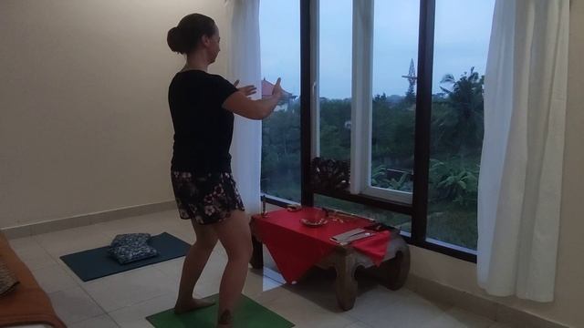 Чжан Чжуан - стояние столбом 站桩