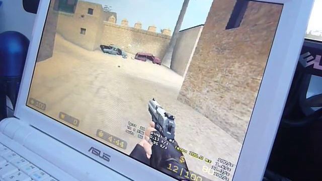 CS:Source Intel GMA900 Asus EeePC 900