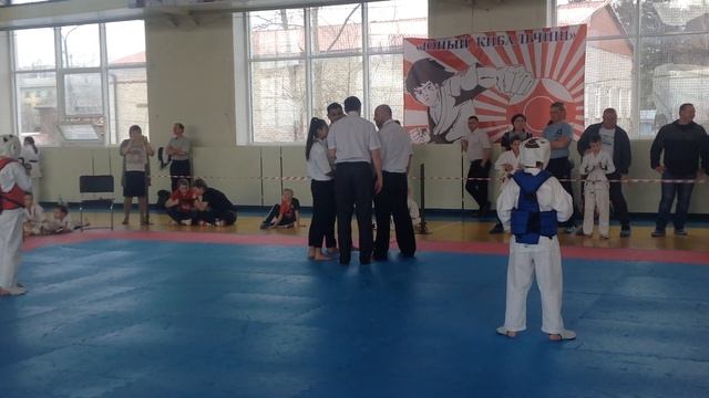 Сапунов Саша 1 бой