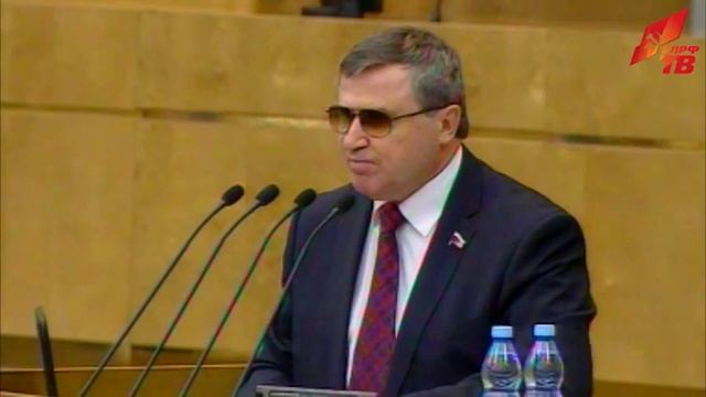 Действующий закон Об образовании - это шаг по порочному пути бюрократизации образования