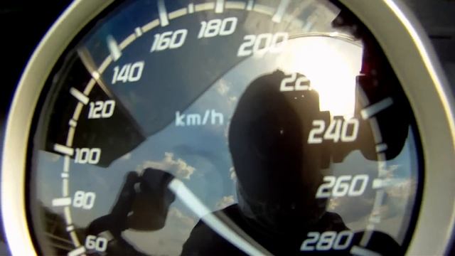 Kawasaki ZZR 1400 - Onboard - 0-300km/h
