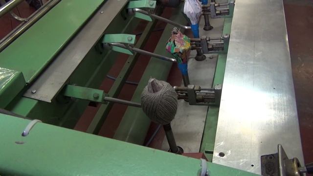 Производство пряжи для ручного вязания из 100 монгольского пуха яка