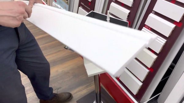 Плинтус из полистирола высокой плотности NMC Wallstyl FO1 Белый