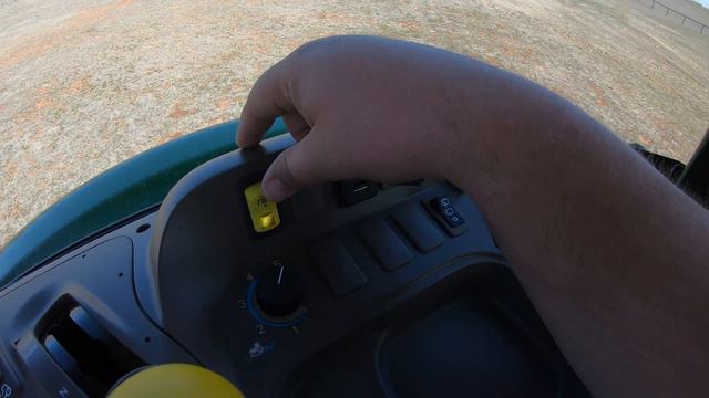 Rear Fender PTO and 3 Point Button Operations on John Deere Tractors