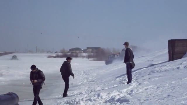 Hovercrafts Race Fragment. Соревнования судов на воздушной подушке, фрагмент