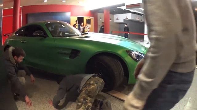 Mercedes AMG GT R съедет с подиума или нет