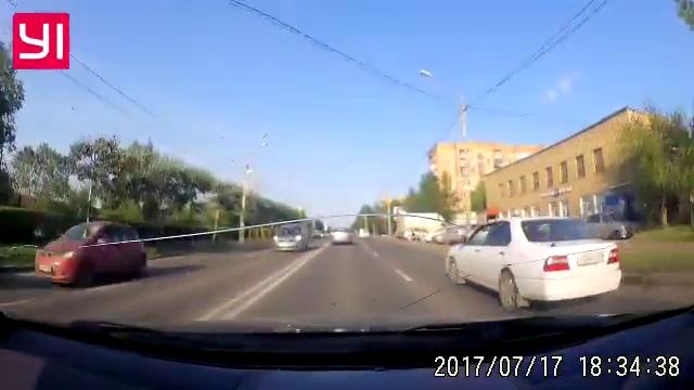 Xiaomi YI Smart Car DVR Camera WiFi Xiaoyi