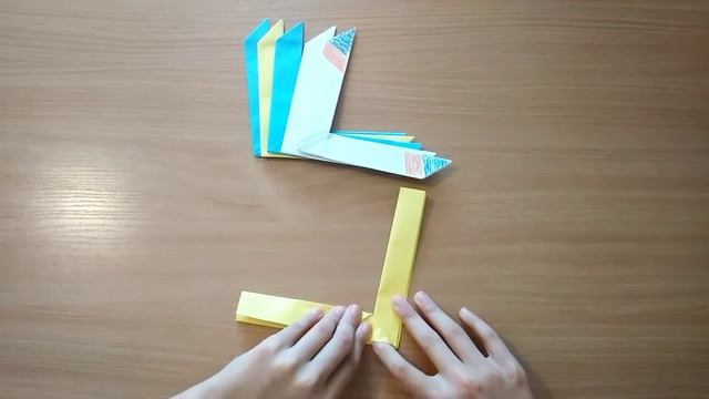 ?ОРИГАМИ БУМЕРАНГ из бумаги! ЛЕТАЕТ и ВОЗВРАЩАЕТСЯ!?ORIGAMI BUMERANG From Paper! FLIES AND RETURNS!