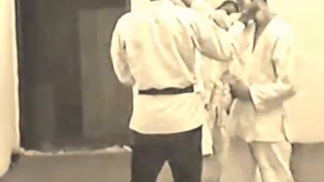 Джиу-джитсу. Выигрывает тот....