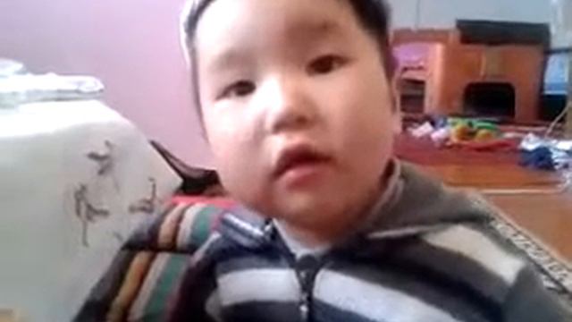 Ребенок хочет девушку