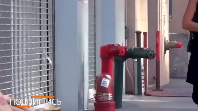Бездомный ребенок и взрослый бездомный. Социальный эксперимент