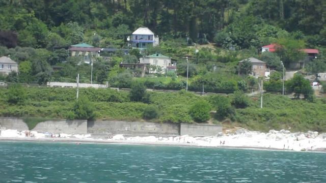 Белые скалы с теплохода 