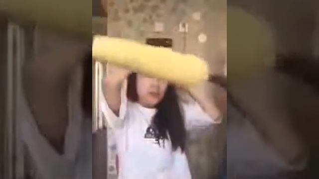 Лайфхак. Как не надо есть кукурузу