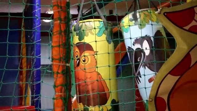 Матрёшки в детском кафе  