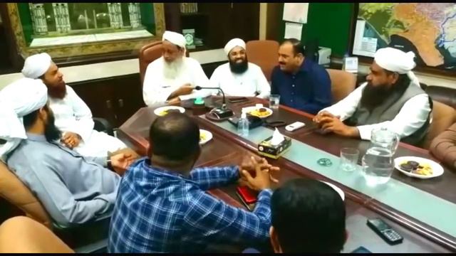 MPA MQM KI APNE WAFD KE SATH FAIZAN-E-MADINA HAZRI | DAWATEISLAMI | ABDUL REHMAN ATTARI