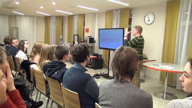 Введение в специальность 2016: Якин Дмитрий - QA: полицейский, нянька и прочие ролевые игры