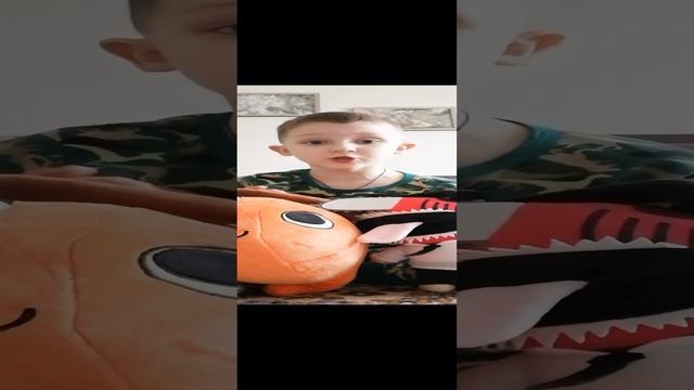 Человек-бензопила и пачита.